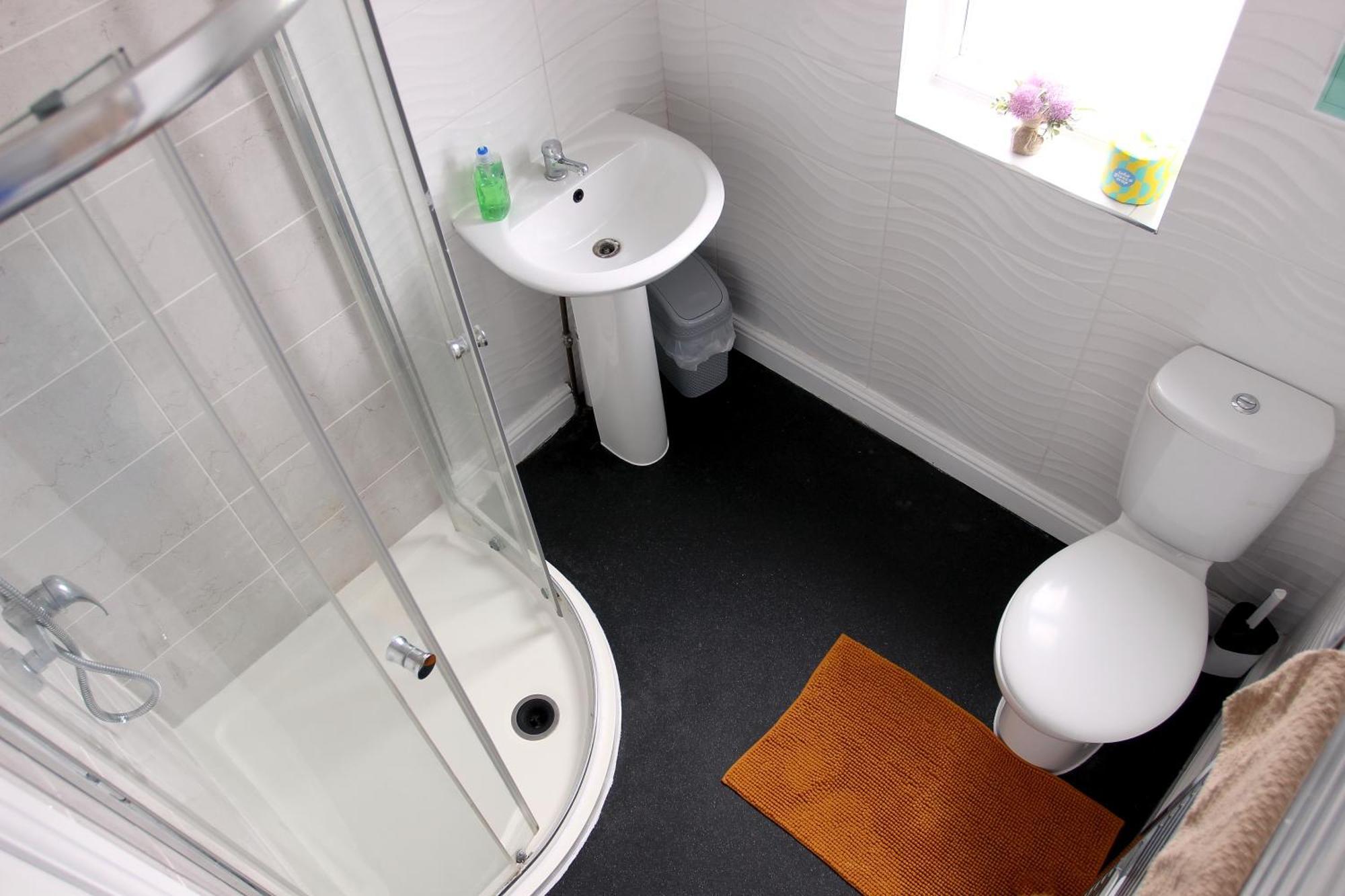 House Share With Few Ensuite Rooms Near Southmead Bristol Zewnętrze zdjęcie