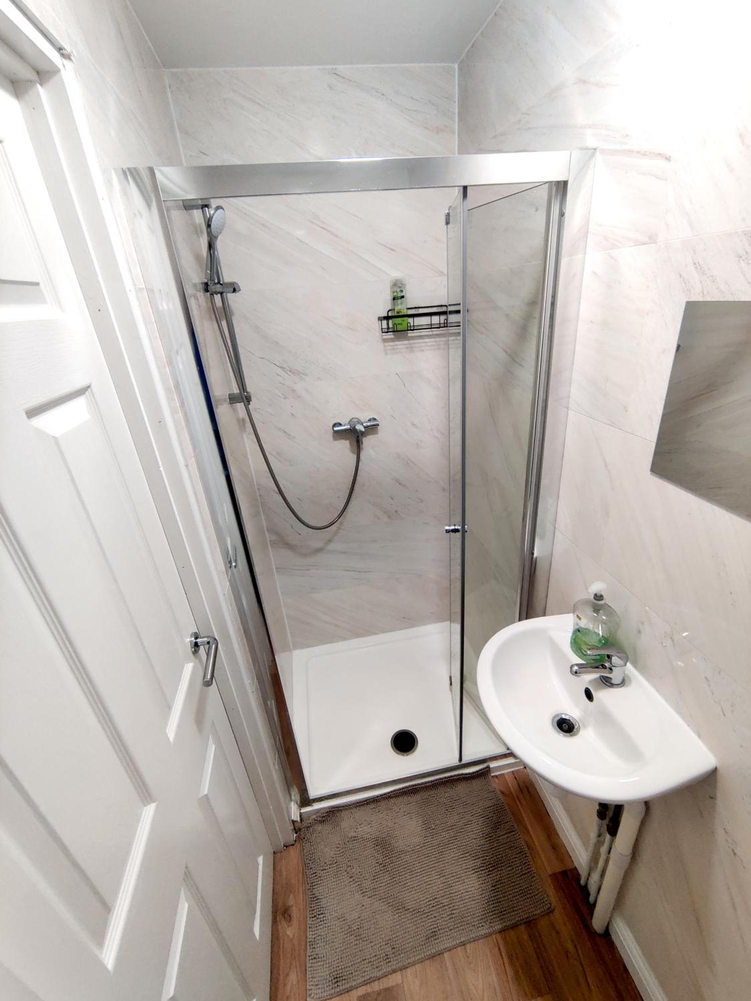 House Share With Few Ensuite Rooms Near Southmead Bristol Zewnętrze zdjęcie
