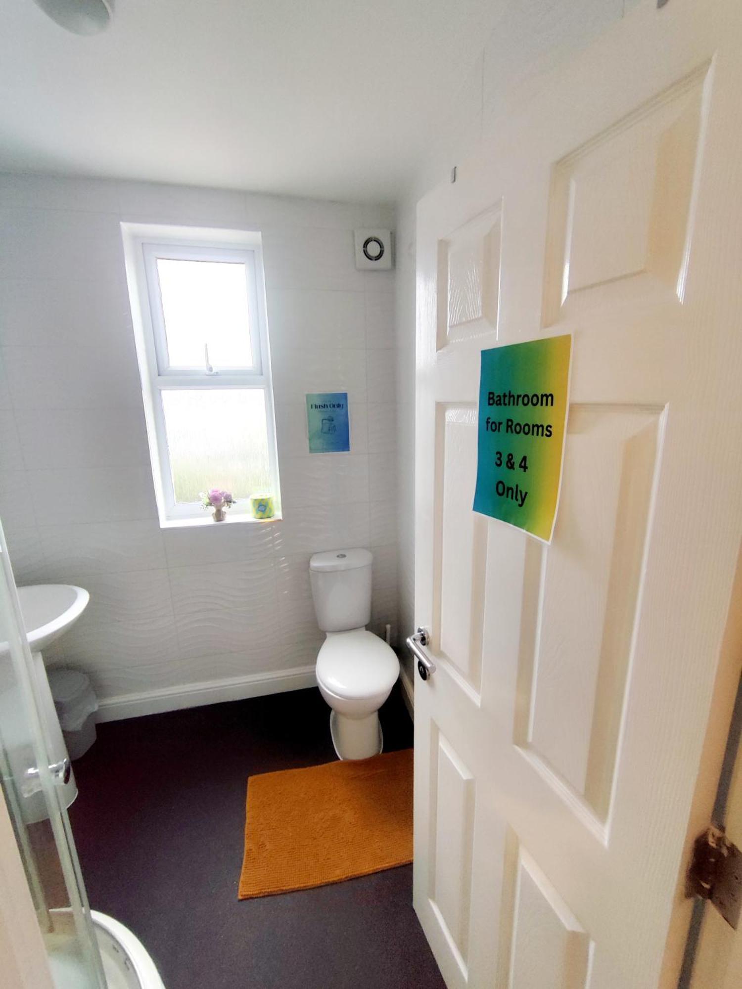 House Share With Few Ensuite Rooms Near Southmead Bristol Zewnętrze zdjęcie