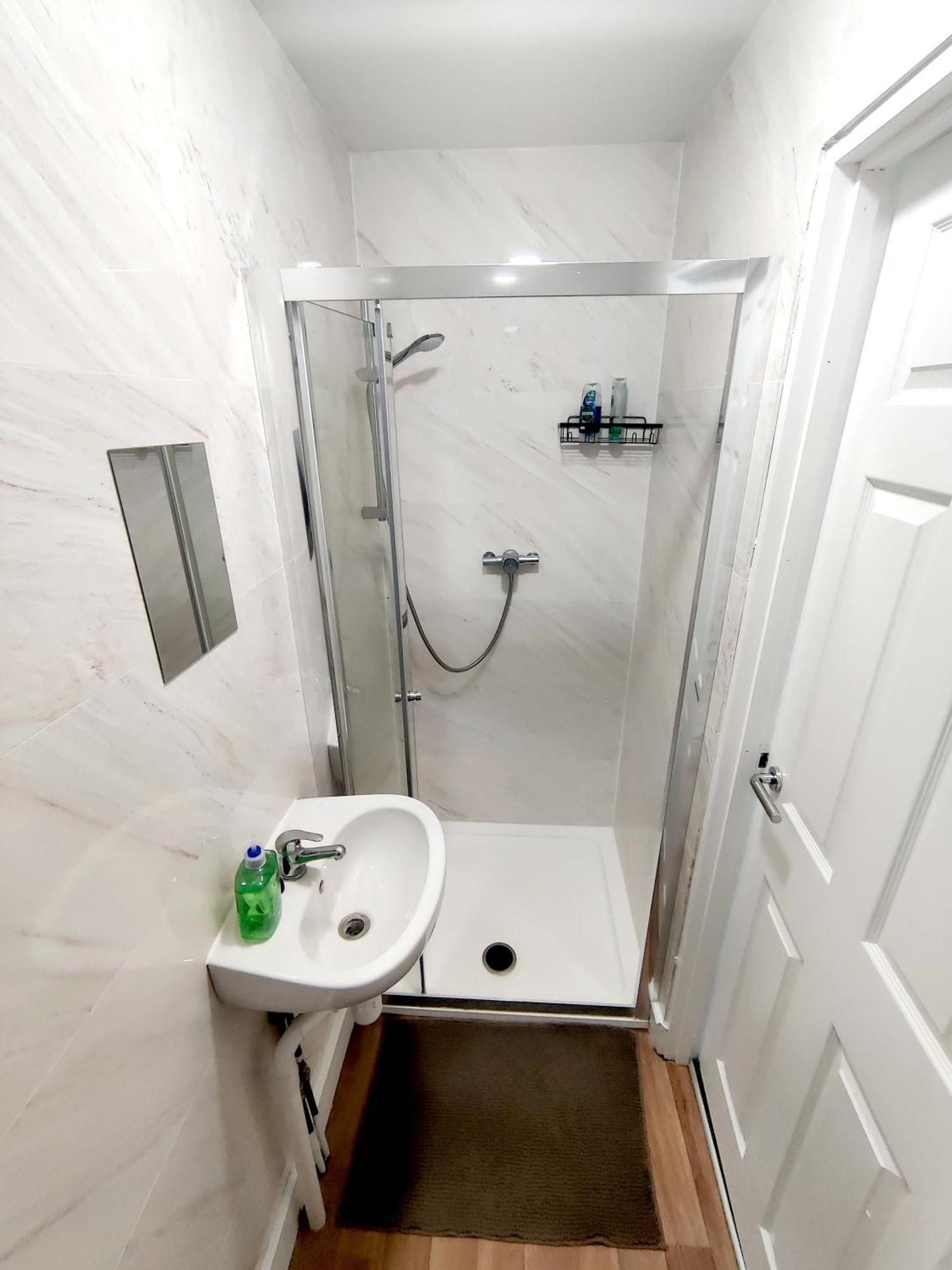 House Share With Few Ensuite Rooms Near Southmead Bristol Zewnętrze zdjęcie